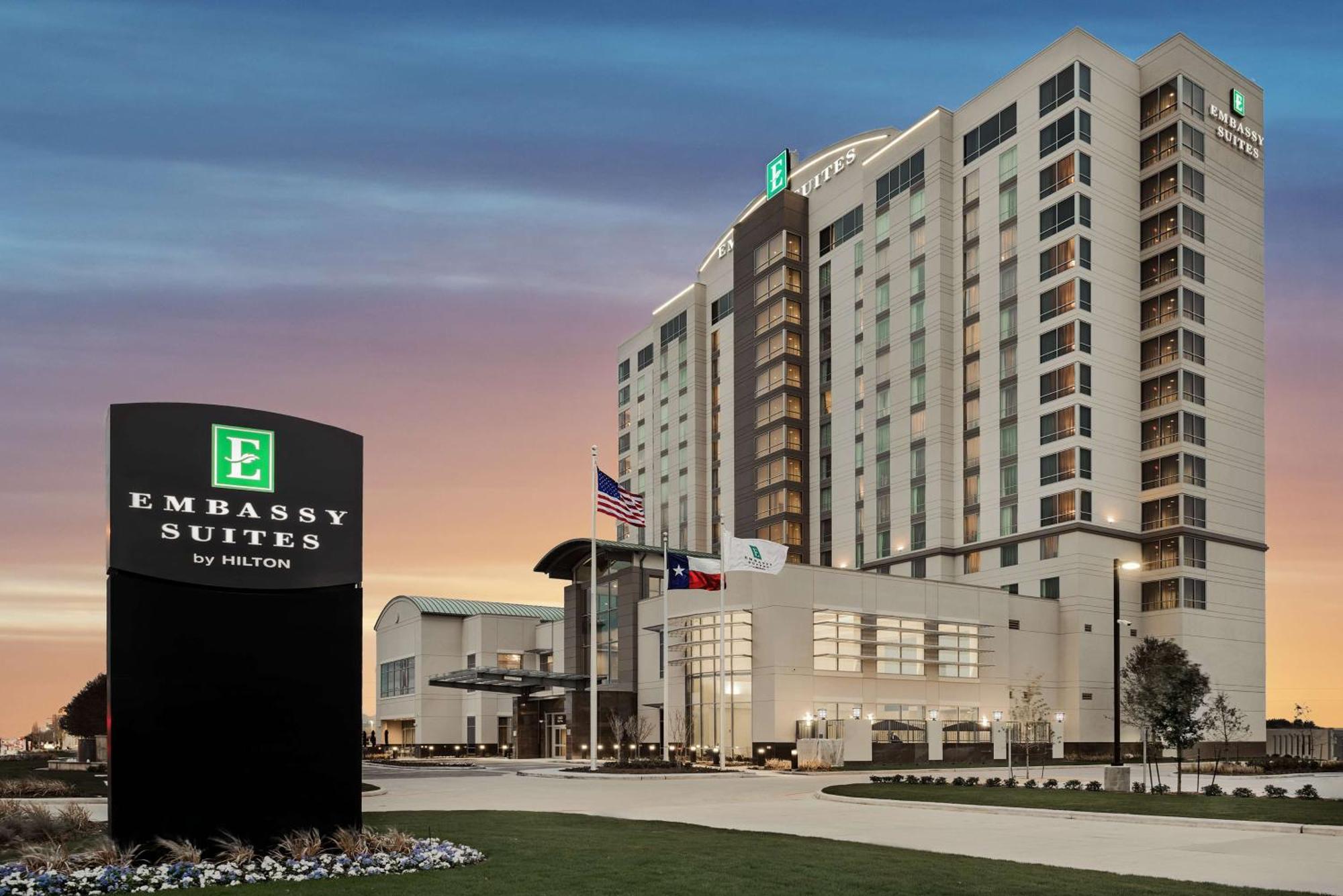 Hotel Embassy By Hilton Houston West - Katy